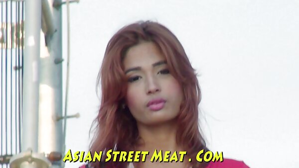 Harlow si cerita seks makcik melayu rambut coklat manja Jolanda E memberikan muka duduk kepada ayah miang