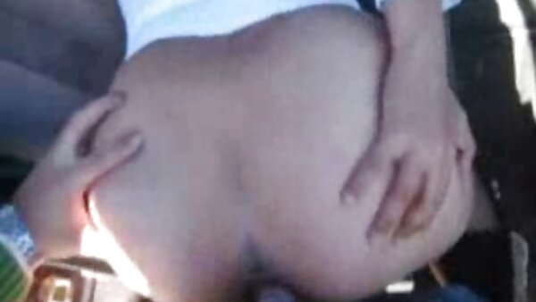 Lescious brunt babe Kerry Cherry mengambil cumshots pada harta cerita lucah makcikku rampasan selepas ghairah dubur seks
