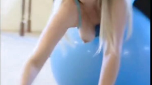 Bubble butt eboni pelacur Riley Ray mendapat kisah lucah makcik dia ketat pussy bekerja lebih