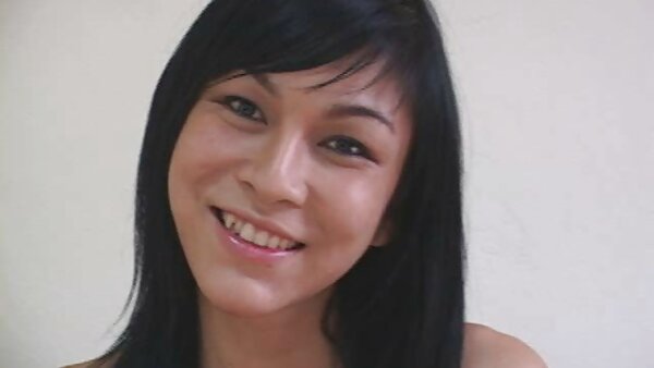 Hot Sana Anzyu berasa selesa melakukan hubungan seks dengan beberapa lelaki sekaligus cerita lucah main makcik
