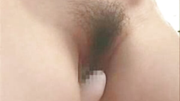 Babe berambut perang seksi mendapat farajnya dijilat dan disentuh kisah main dengan makcik keras